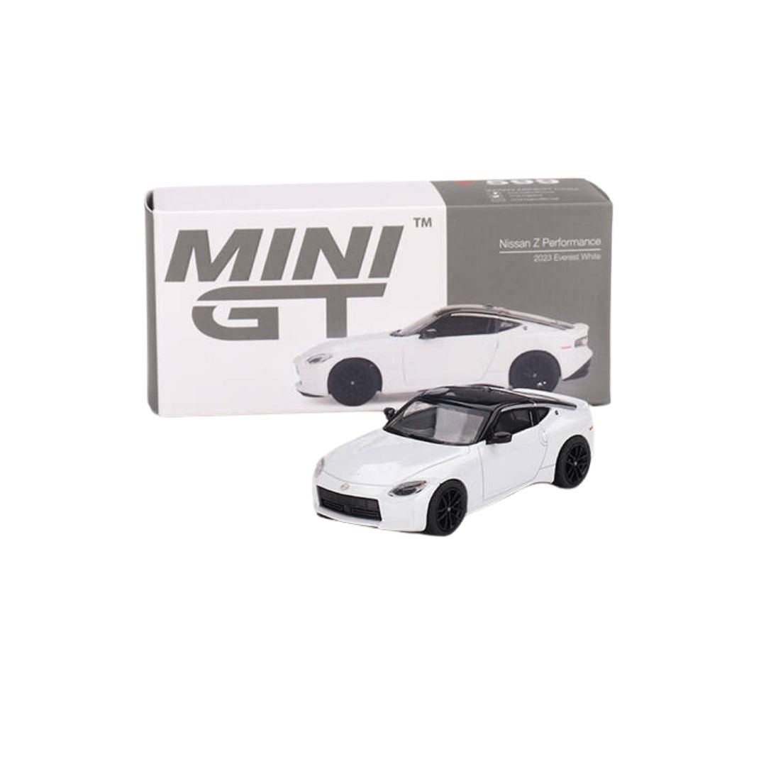 Nissan Z Performance 2023 Everest White Mini GT 1:64 (599)